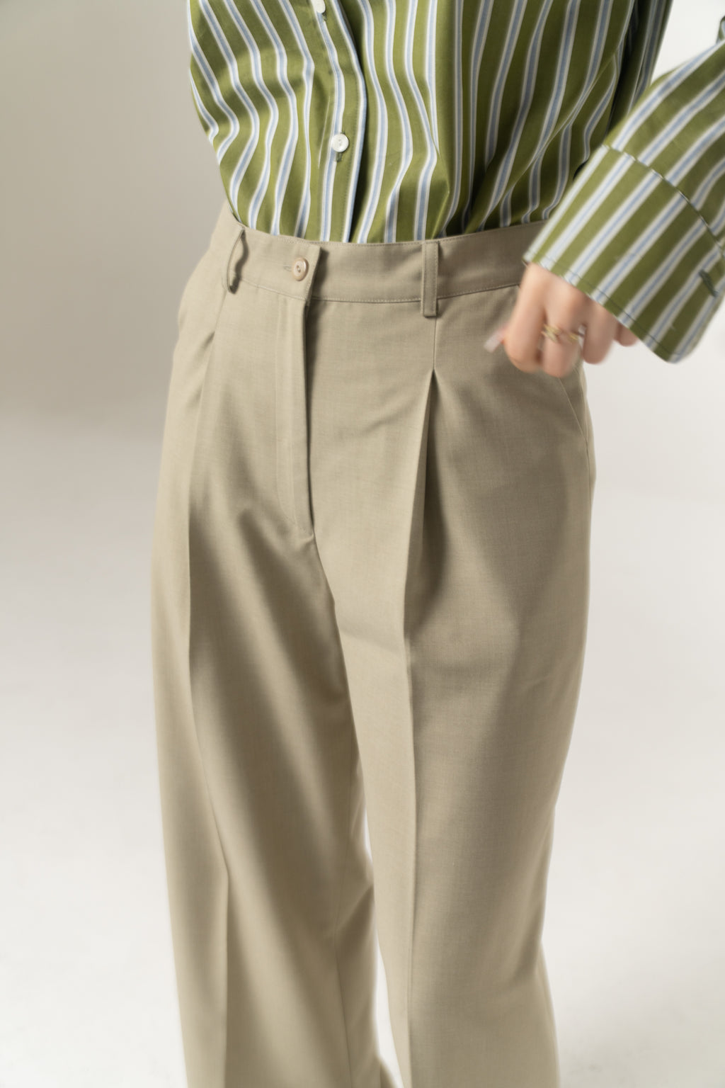 Wide leg